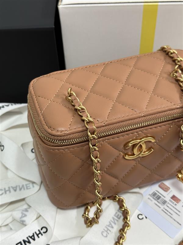 2026127205141271 700